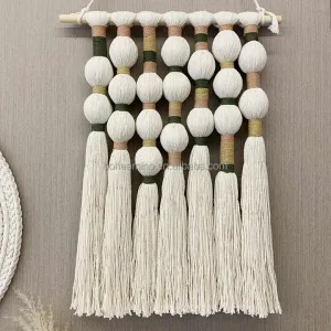 تخفيضات كبيرة على الشانق الحائطية المنسوجة . Big Discounts on Handwoven Macrame Foyer Wall