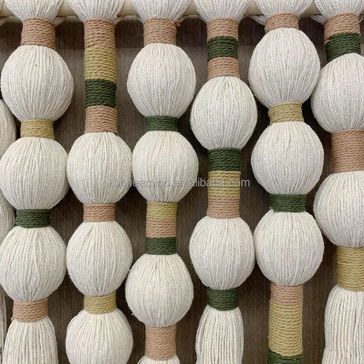 تخفيضات كبيرة على الشانق الحائطية المنسوجة . Big Discounts on Handwoven Macrame Foyer Wall