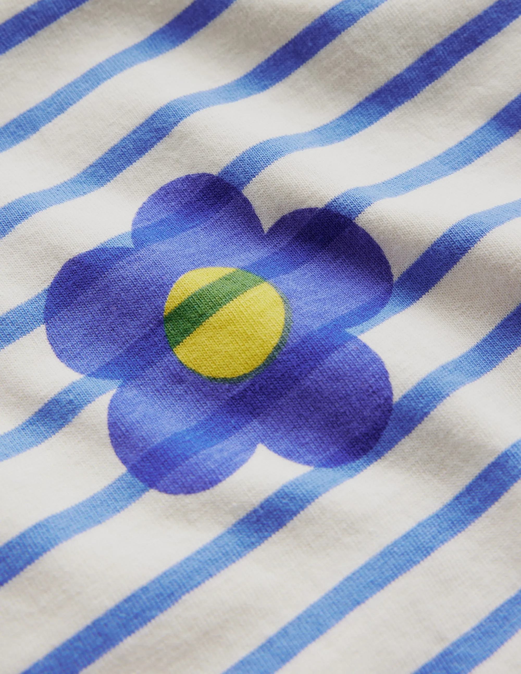 Fun Breton-Blue Flower