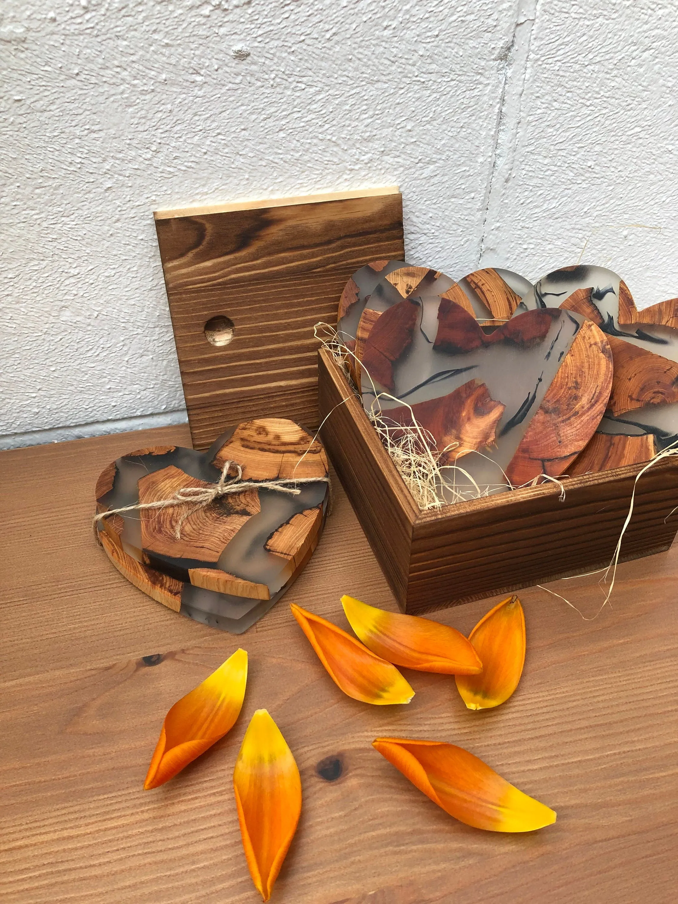 Gohobi Heart Wooden Resin Coaster (11cm)