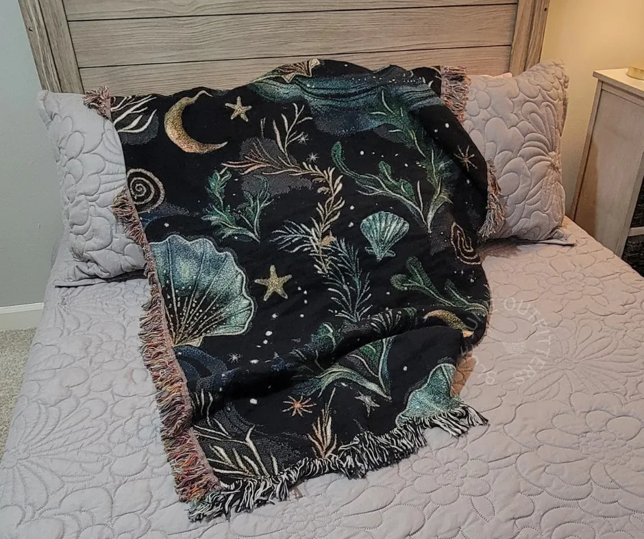 Mystical Sea Life | Woven Throw Blanket
